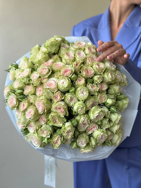 Bouquet No.48 Kayla - by floral design Aya Flowers