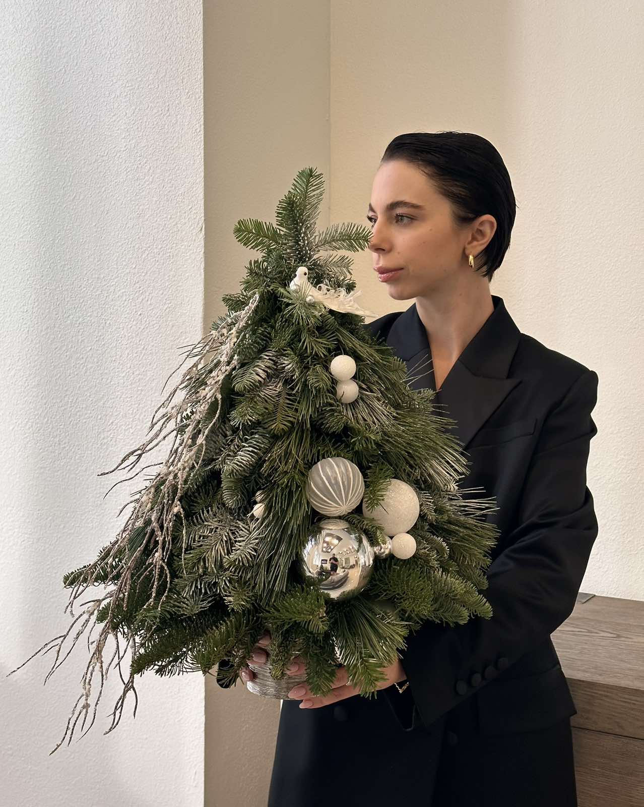 No 1034. Christmas tree with turtle dove. Mini